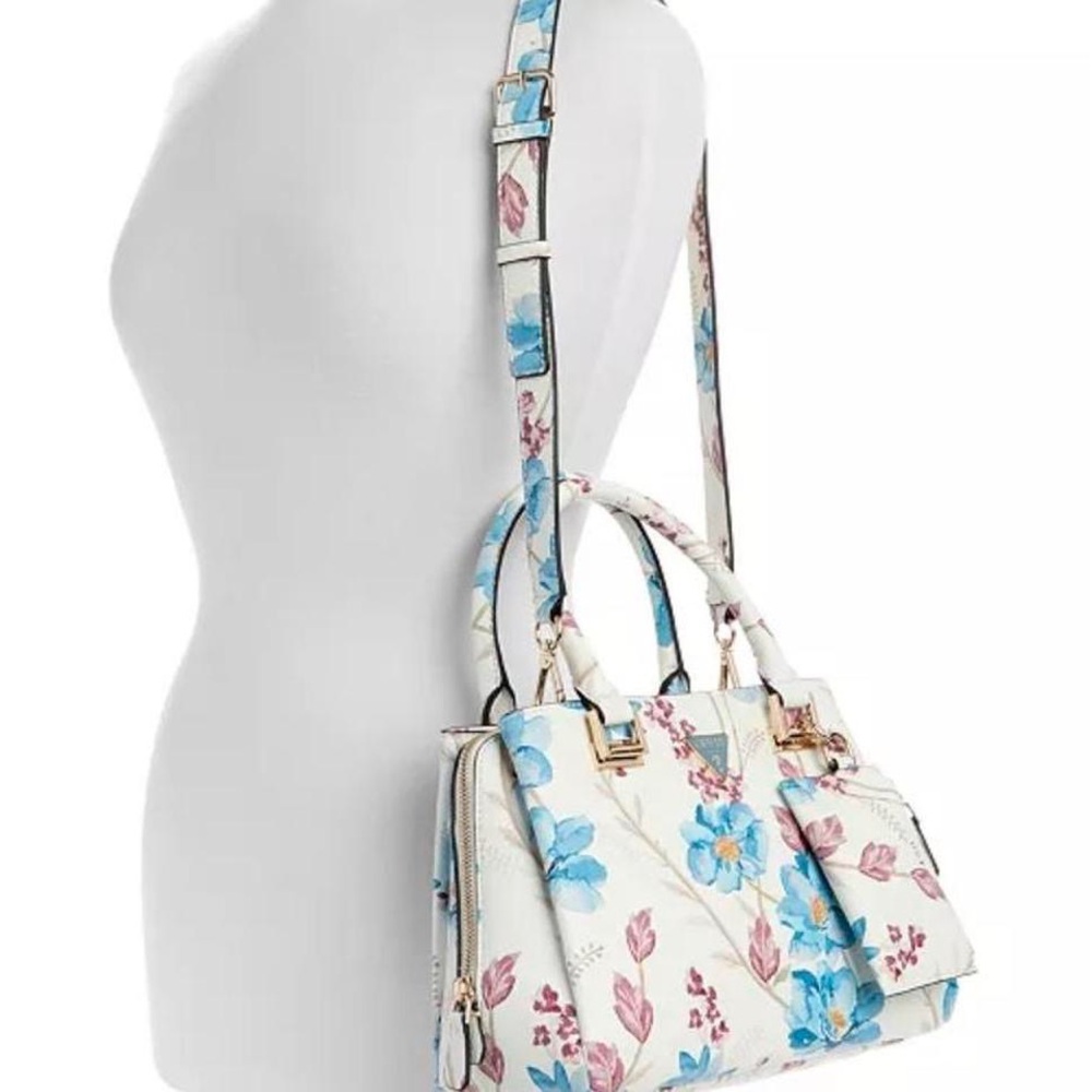 NWT Guess Blue White Floral Shoulder Bag - Picture 2 of 6